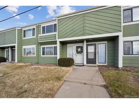 906 S Peoria St, Aurora, CO 80012