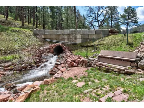 332 Valley Ln, Boulder, CO 80302 photo 3