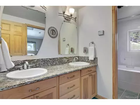 332 Valley Ln, Boulder, CO 80302 photo 14