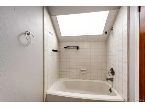 Bath - 17050 E Ford Dr, Aurora, CO 80017 photo 2 of 2