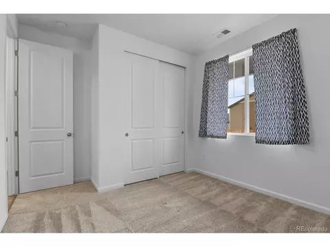 934 Waterloo St, Aurora, CO 80018 photo 12
