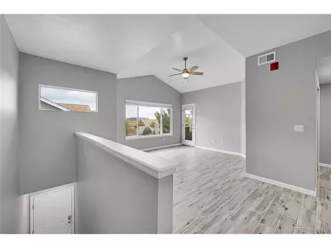 912 S Yampa St, Aurora, CO 80017