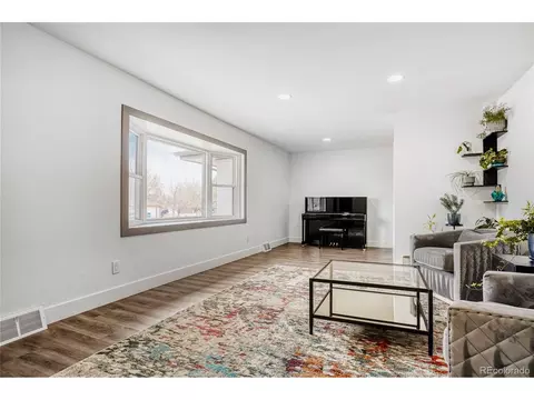 11550 E 2nd Ave, Aurora, CO 80010 photo 11