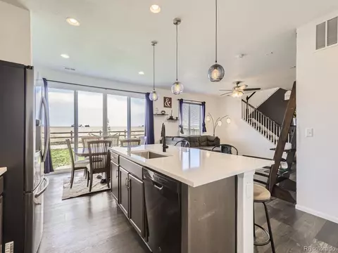 27461 E 10th Dr, Aurora, CO 80018 photo 9