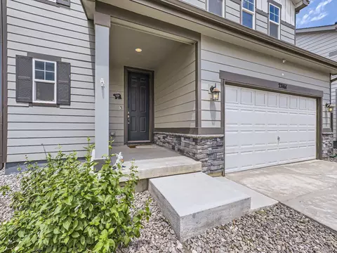 27461 E 10th Dr, Aurora, CO 80018 photo 3