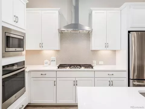 10344 E 60th Pl, Denver, CO 80238 photo 14