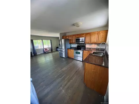 11692 E 7th Ave, Aurora, CO 80010 photo 3