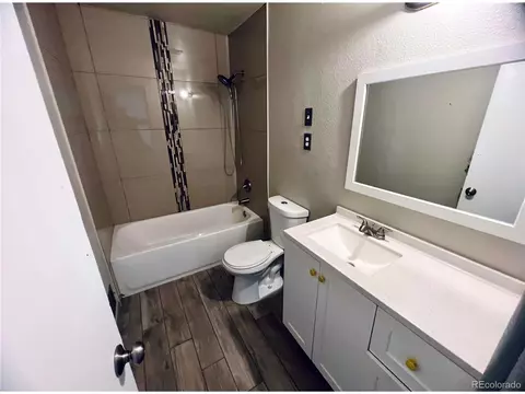 11692 E 7th Ave, Aurora, CO 80010 photo 11