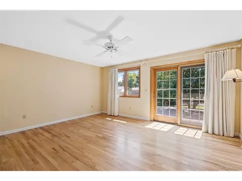 8342 Dover Ct, Arvada, CO 80005 photo 9
