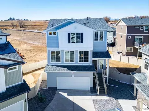 3492 Streamwood Dr, Johnstown, CO 80534