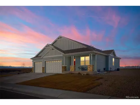 123 Seventh Ave, Wiggins, CO 80654 photo 2