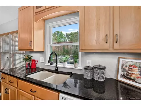 Kitchen - 18574 E Layton Pl, Aurora, CO 80015 photo 4 of 4