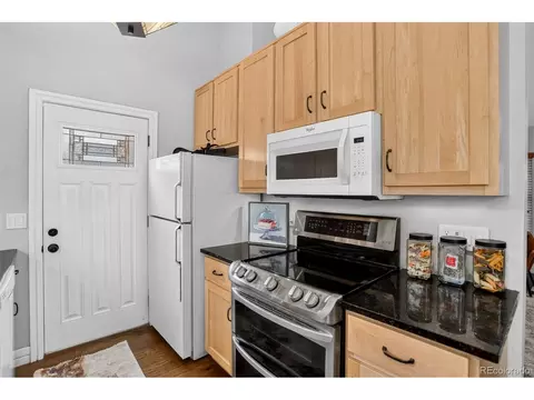 Kitchen - 18574 E Layton Pl, Aurora, CO 80015 photo 2 of 4