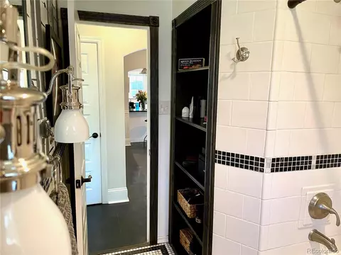 2375 Locust St, Denver, CO 80207 photo 18