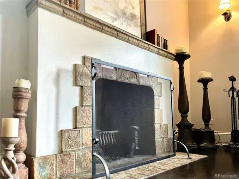 2375 Locust St, Denver, CO 80207 photo 6