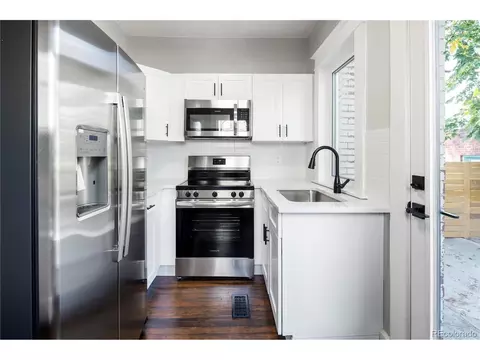 3023 E 10th Ave, Denver, CO 80206 photo 10