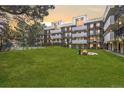 384 S Ironton St #208, Aurora, CO 80012