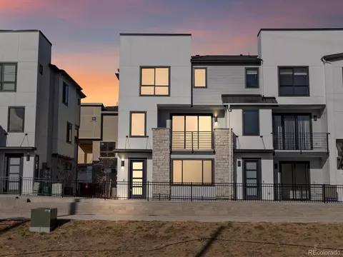 2048 S Holly St #1, Denver, CO 80222