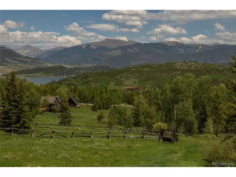 1318 Royal Buffalo Dr, Silverthorne, CO 80498