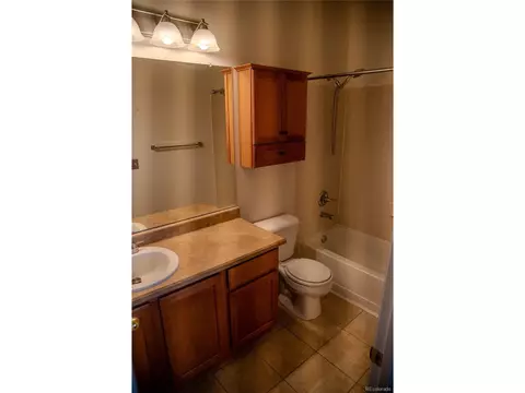 Bath - Undisclosed, Aurora, CO 80016 photo 6 of 6