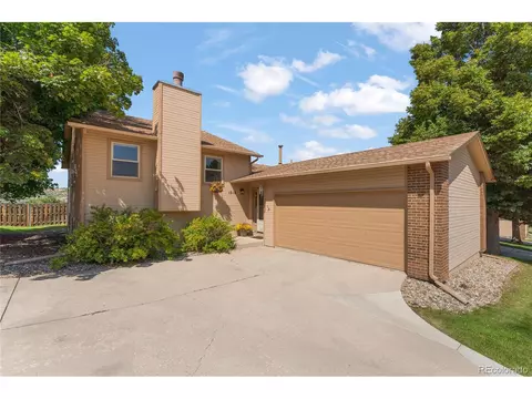 1516 Shane Cir, Colorado Springs, CO 80907