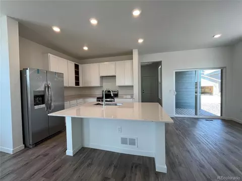 515 Cottonwood Ave, Bennett, CO 80102 photo 6