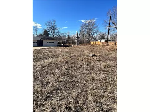 5513 Balsam St, Arvada, CO 80002