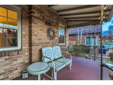 2810 Eudora St, Denver, CO 80207 photo 3