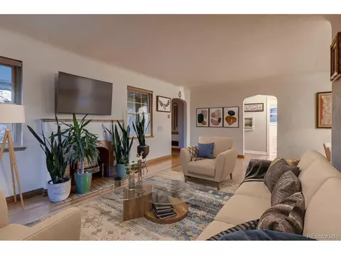 2810 Eudora St, Denver, CO 80207 photo 7