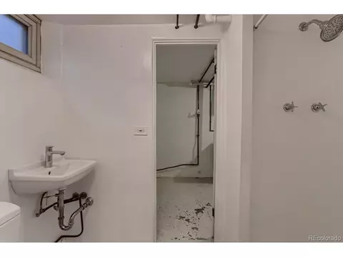 2810 Eudora St, Denver, CO 80207 photo 24