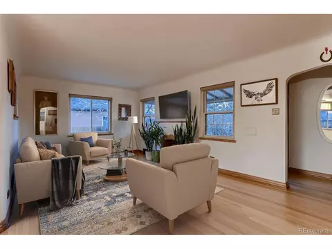 2810 Eudora St, Denver, CO 80207 photo 5