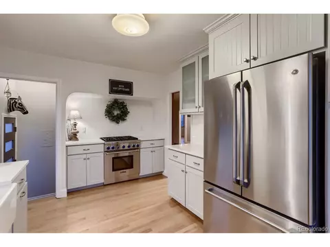 2810 Eudora St, Denver, CO 80207 photo 9