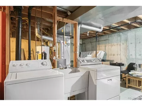 9032 E Amherst Dr #E, Denver, CO 80231 photo 35