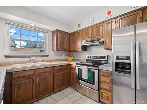 9032 E Amherst Dr #E, Denver, CO 80231 photo 10