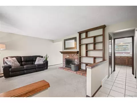 9032 E Amherst Dr #E, Denver, CO 80231 photo 4