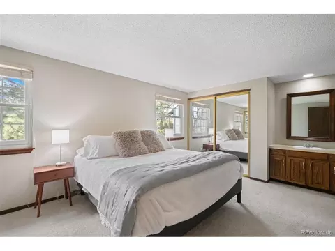 9032 E Amherst Dr #E, Denver, CO 80231 photo 20