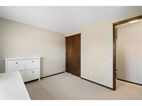 9032 E Amherst Dr #E, Denver, CO 80231 photo 32