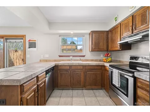 9032 E Amherst Dr #E, Denver, CO 80231 photo 11