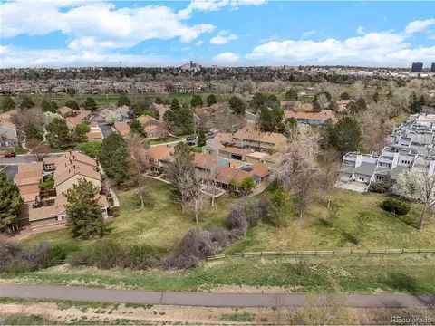 9032 E Amherst Dr #E, Denver, CO 80231 photo 48