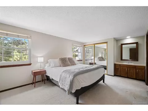 9032 E Amherst Dr #E, Denver, CO 80231 photo 19