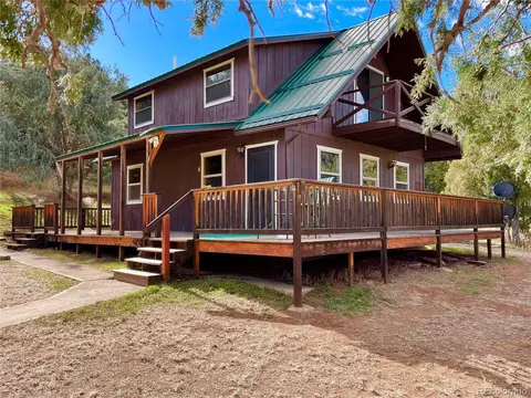 151 Fox Creek Dr, Coaldale, CO 81222