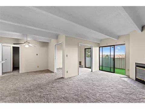 1011 S Ironton St #303, Aurora, CO 80012