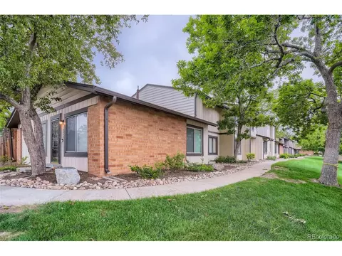 16045 E Ithaca Pl #E, Aurora, CO 80013 photo 2