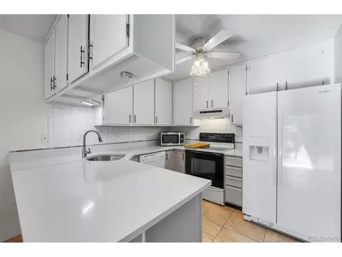 3470 S Poplar St #H-204, Denver, CO 80224