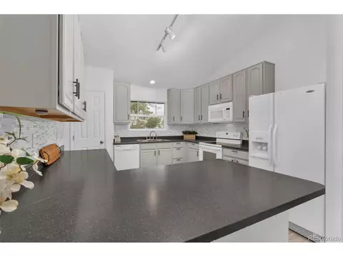 5726 Hickory Cir, Frederick, CO 80504 photo 6