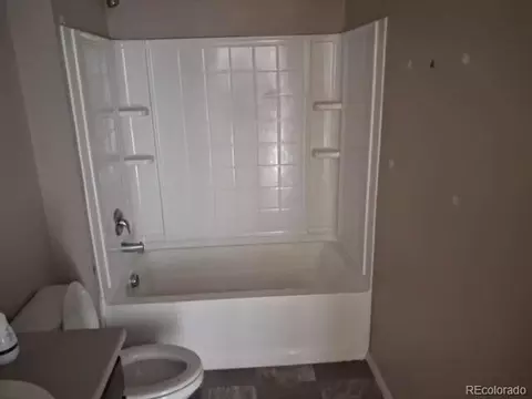Bath - 332 Central Ave, Severance, CO 80546 photo 3 of 3