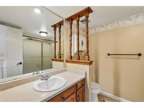Bath - 14224 E Baltic Cir, Aurora, CO 80014 photo 1 of 2