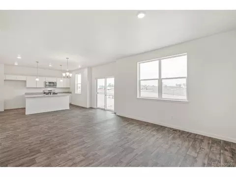 8335 E 135th Ave, Thornton, CO 80602 photo 4