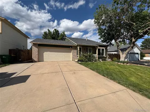 19727 E Oxford Dr, Aurora, CO 80013