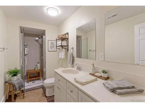 Bath - 1622 41st Street Rd, Evans, CO 80620 photo 2 of 4
